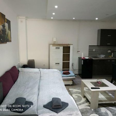 Rooms Jelena Zrenjanin Zewnętrze zdjęcie